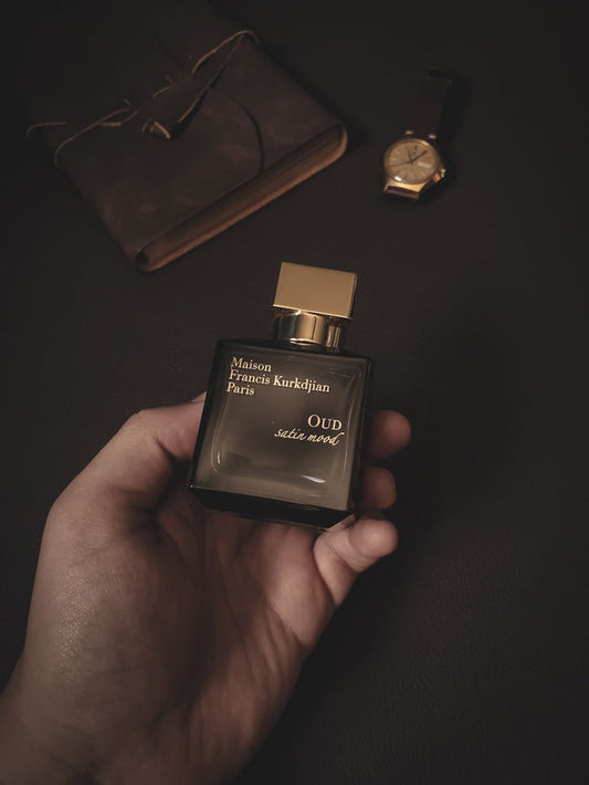 1 .Maison Francis kurkdijian Oud satin mood (decant)