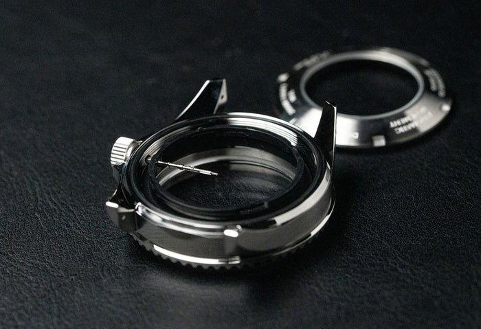 42mm DWC Diver Case - With classic bezel - Stainless Steel - Sapphire Dome (DWC-CD-01) - diy watch club