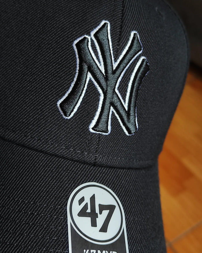 47brand New York yankees black mvp Snapback