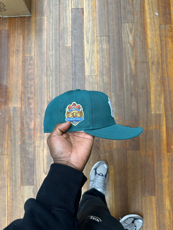 New York Yankees Pine Needle Green 1927 WS Grey  UV