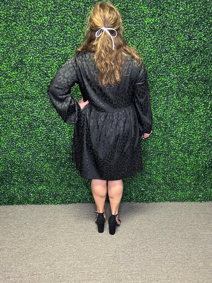 Animal Jacquard Print Long Sleeve Dress with Keyhole Back