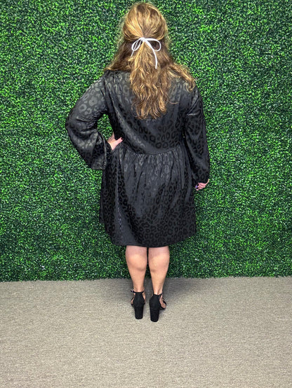 Animal Jacquard Print Long Sleeve Dress with Keyhole Back