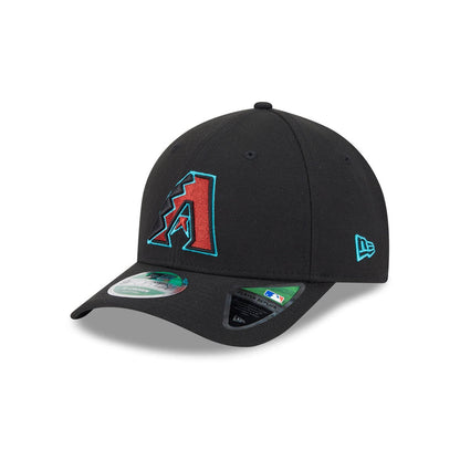 https://cdn.shopify.com/s/files/1/0601/2554/4675/files/60646832_9FORTYMC_MLBPLYRREP940MC_ARIDIA_OTC_3QL.jpg?v=1736976586