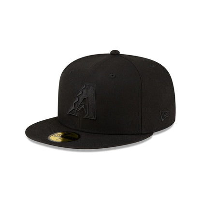 https://cdn.shopify.com/s/files/1/0601/2554/4675/files/60496203_59FIFTY_BASIC_ARIDIA_BLKBLK_3QL.jpg?v=1705601000