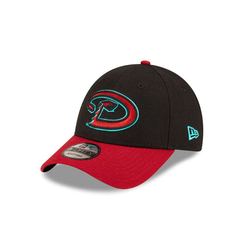 https://cdn.shopify.com/s/files/1/0601/2554/4675/files/60495368_60498444_9FORTY_THELEAGUERD_ARIDIA_BLKOTC_3QL.jpg?v=1705601001