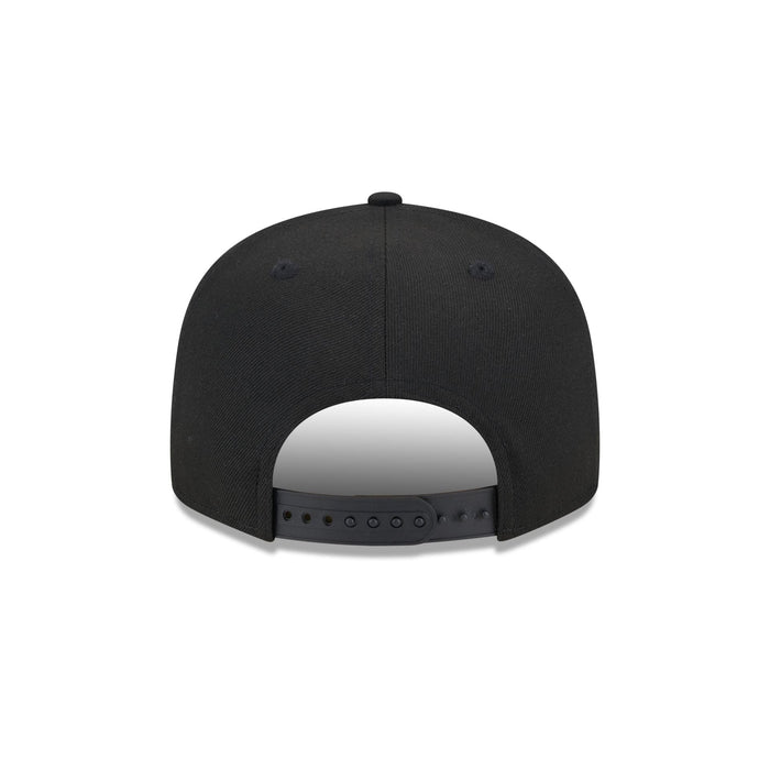 https://cdn.shopify.com/s/files/1/0601/2554/4675/files/60439947_9FIFTY_950EGSCRIPT_ARIDIA_OTC_R.jpg?v=1713795118