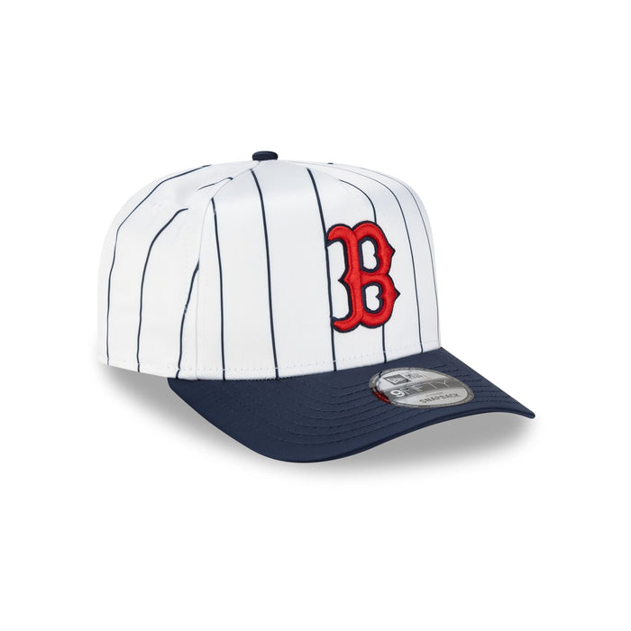 https://cdn.shopify.com/s/files/1/0601/2554/4675/files/60724057_9FIFTYAF_PINSTRIPE_2025829_BOSRED_C2_A0_OTC_3QR.jpg?v=1757334803