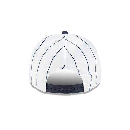 https://cdn.shopify.com/s/files/1/0601/2554/4675/files/60724057_9FIFTYAF_PINSTRIPE_2025829_BOSRED_C2_A0_OTC_R.jpg?v=1757334803