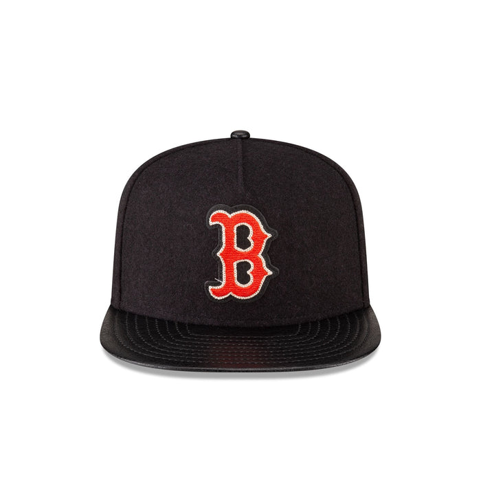 https://cdn.shopify.com/s/files/1/0601/2554/4675/files/60767892_9FIFTYAF_PICTURE_DAY25_BOSRED_XBK_F.jpg?v=1756387896