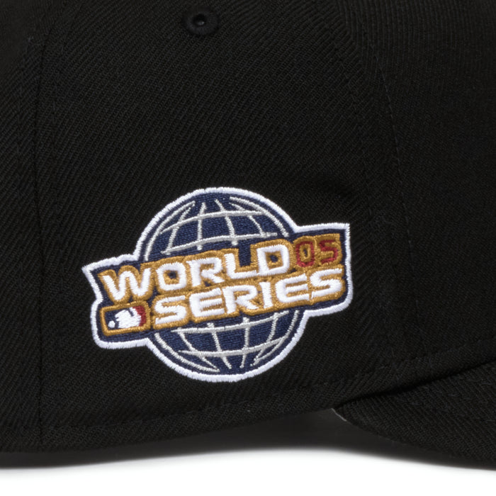 Chicago White Sox 950 Classic SNAP All Black 2005 World Series Snap Back