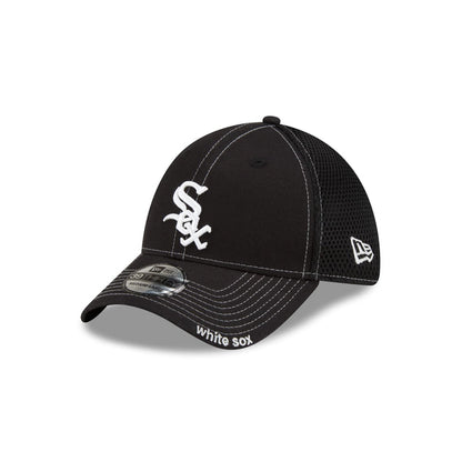 https://cdn.shopify.com/s/files/1/0601/2554/4675/files/60286955_39THIRTY_MLBSTOCK_CHIWHI_BLACK_3QL.jpg?v=1715264996