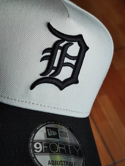 Detroit Tigers Chrome Black 2 Tone 2000 Stadium SP 9Forty A-Frame Snapback