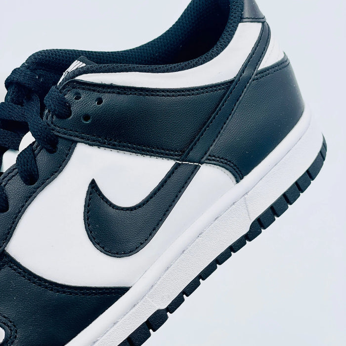 Nike Dunk Low Panda