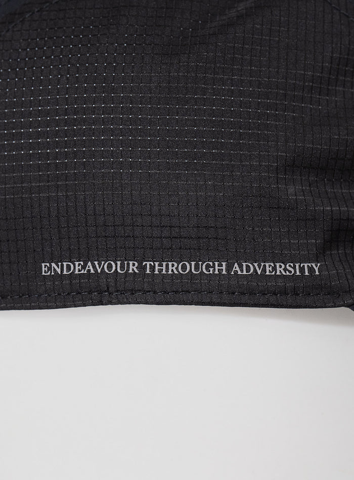 Hem Cut Out Image of Force Lightweight Running Cap In Obsidian Black (GM)