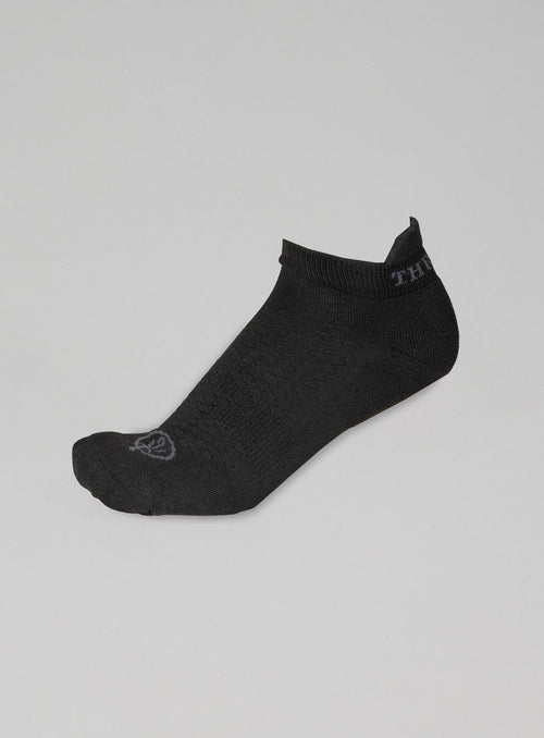 Hem Cut Out Image of Force Running Socks In Obsidian Black (GM)