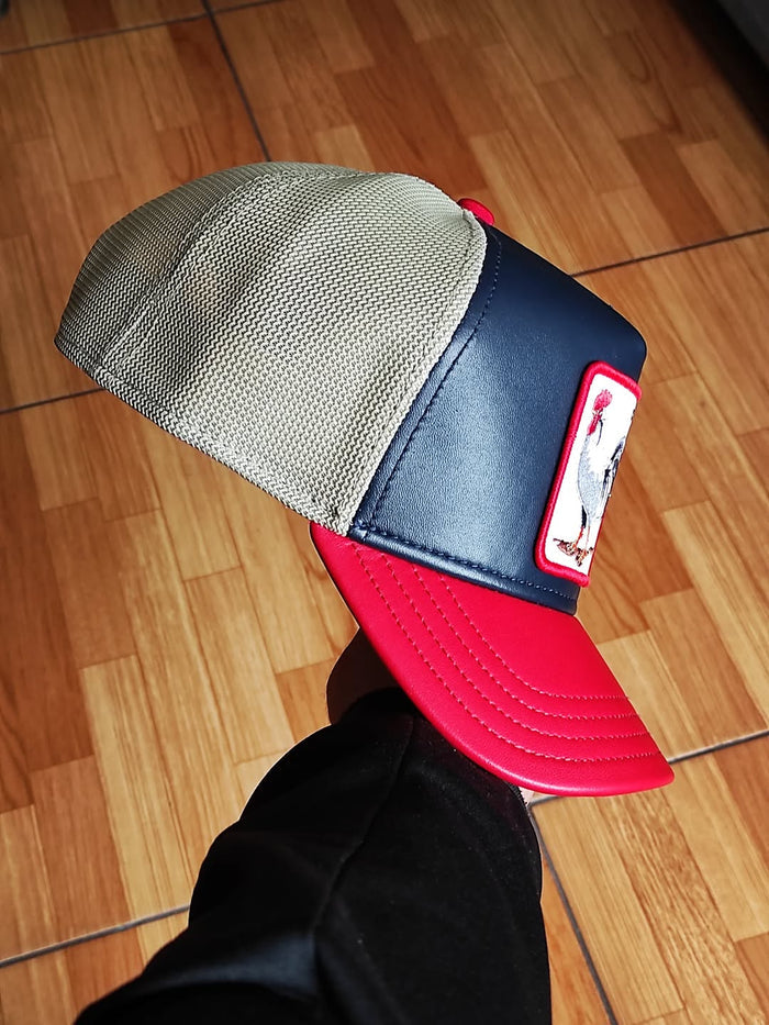 Gorra trucker azul marino y roja gallo Shleather Cock The Farm de Goorin Bros