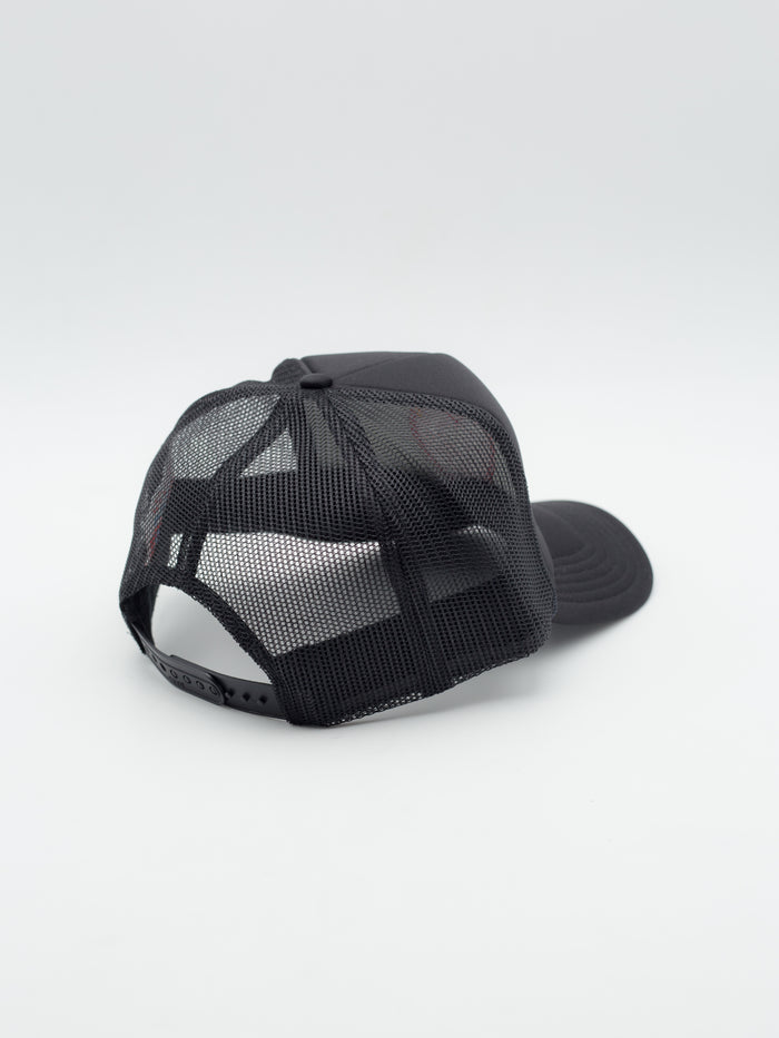 Heart & Arrow Trucker Hat Black