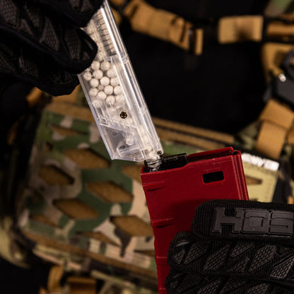 Compatible with most standard airsoft magazines