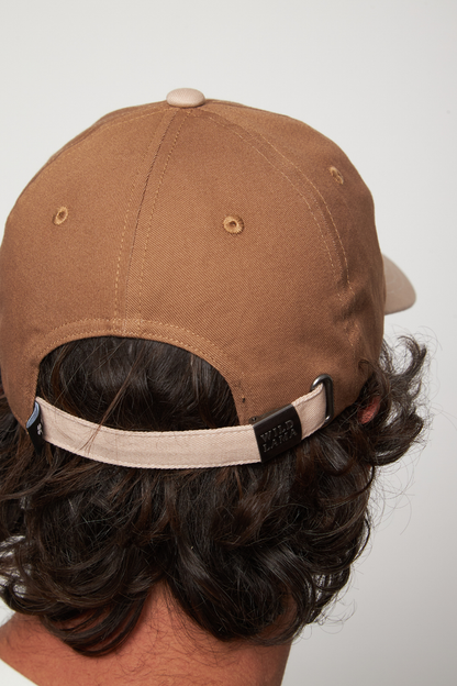 Jockey Árbol Alerce Milenario Con Causa Camel CHIP NFC