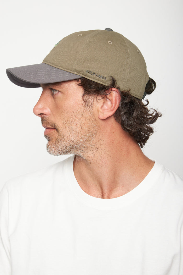 Jockey Árbol Alerce Milenario Con Causa Verde Militar CHIP NFC