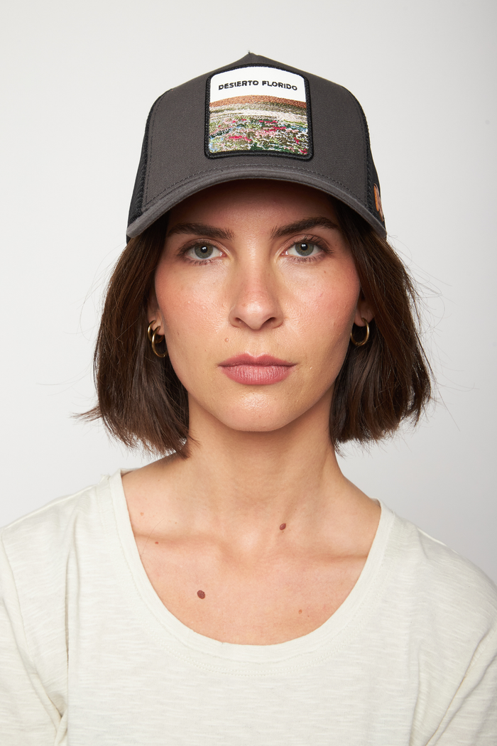 Jockey Desierto Florido Con Causa Gris