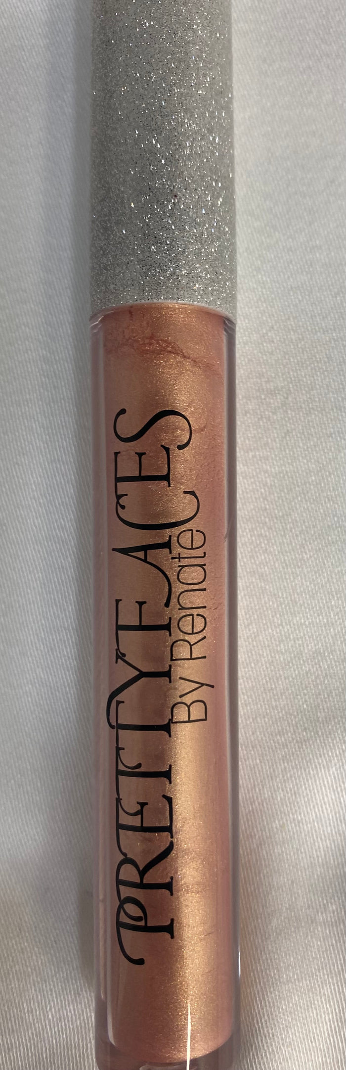 Lip Strobe Champagne Drip