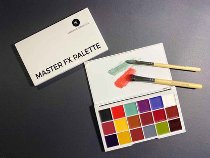 Master FX 18 Cream Palette with applicator brushes