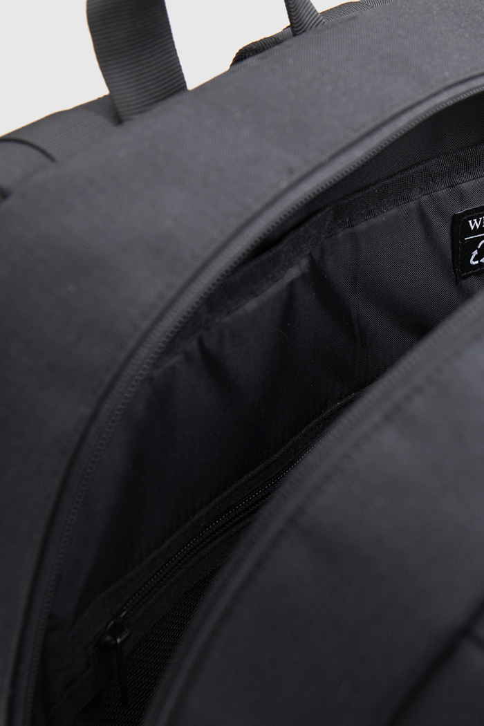 Mochila Nera Reciclada Negra