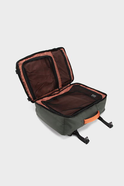 Mochila Travel Baku L Reciclada Verde 44L.