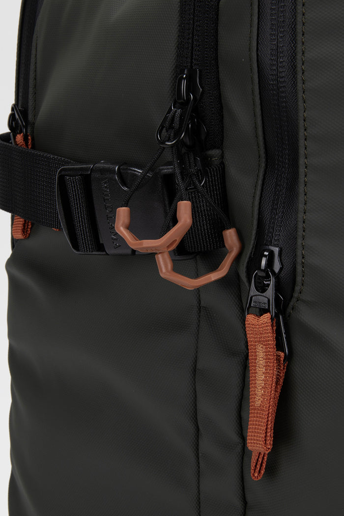 Mochila Travel Baku L Reciclada Verde 44L.