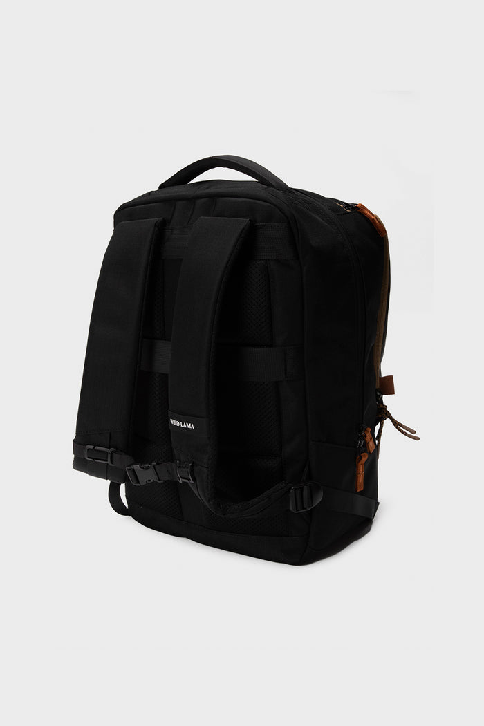 Mochila Travel Nala M Reciclada Negra 32L.