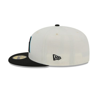 https://cdn.shopify.com/s/files/1/0601/2554/4675/files/60439151_59FIFTY_5950EGCHWOTCOTC_ARIDIA_CHW_LSIDE.jpg?v=1713795117