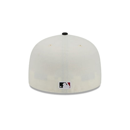 https://cdn.shopify.com/s/files/1/0601/2554/4675/files/60439151_59FIFTY_5950EGCHWOTCOTC_ARIDIA_CHW_R.jpg?v=1713795117