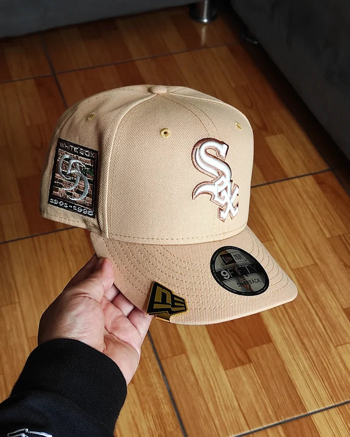 New Era Chicago White Sox 95th Years  Edition 9Fifty Snapback Hat
