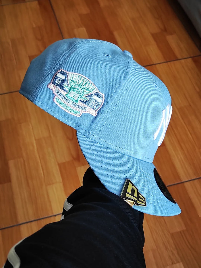 New Era New York Yankees hesrt sky/pink 9fifty snapback