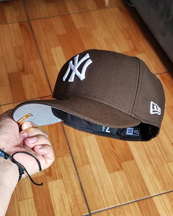 New Era New York Yankees marrón 59 fifty fitted