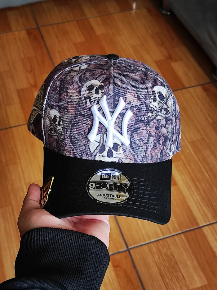 New era New York Yankees SKULL ☠️ 9FORTY A-FRAME hat