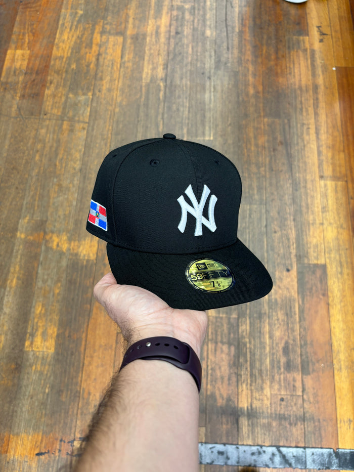 New York Yankees All Black Dominican Republic Flag