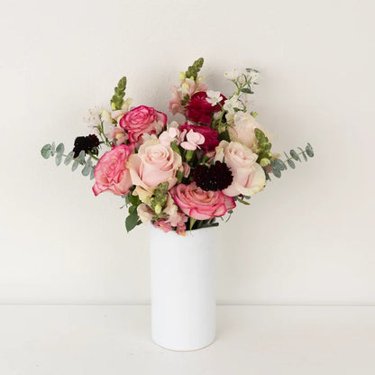 On Cloud Wine Flower Bouquet Vase - Image