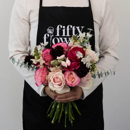 On Cloud Wine Flower Bouquet Apron - Image