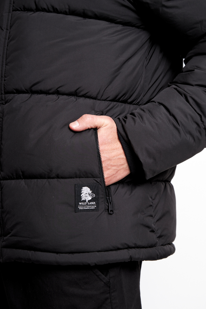 Parka Essential Reciclada Negra Hombre