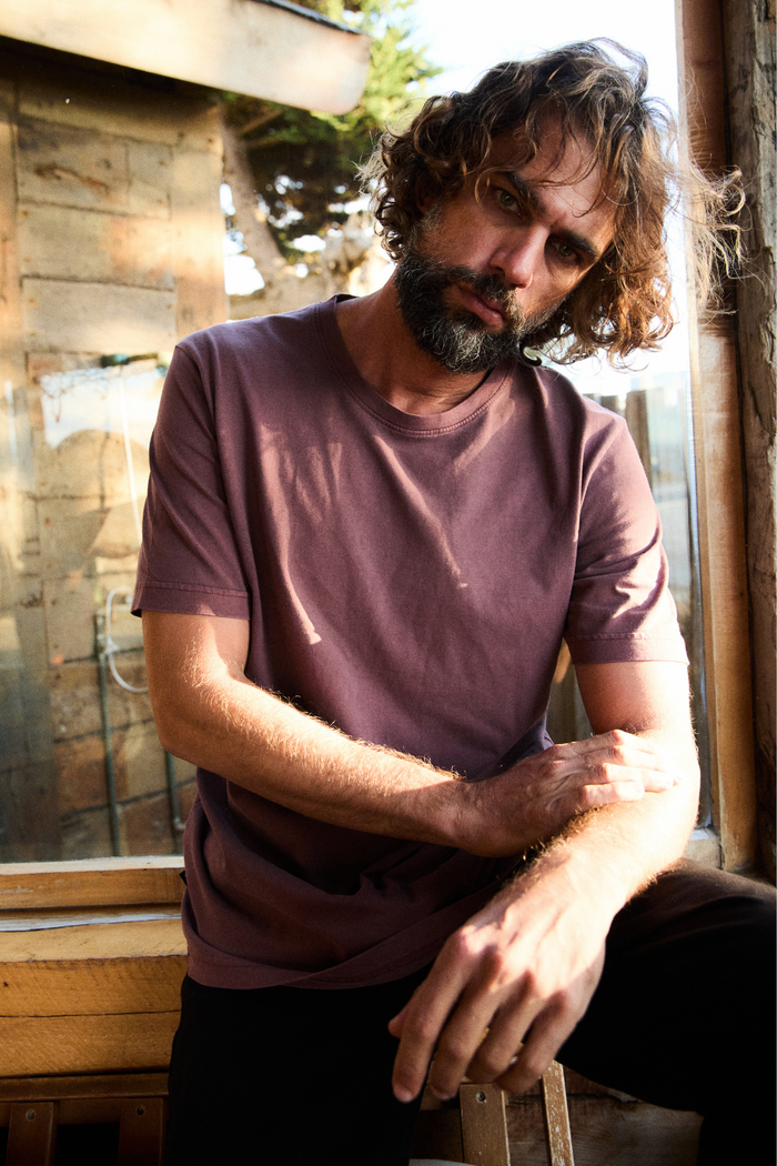 Polera Bat Orgánica Burdeo Hombre