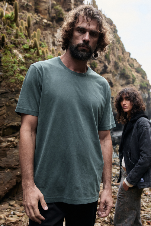 Polera Bat Orgánica Petróleo Hombre