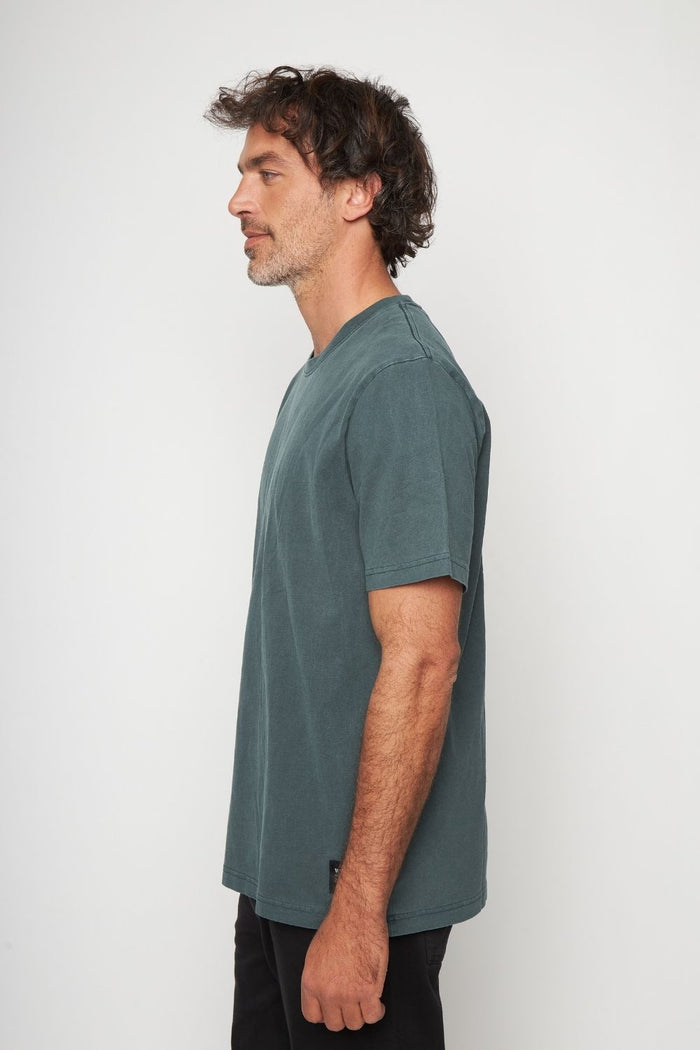 Polera Bat Orgánica Petróleo Hombre