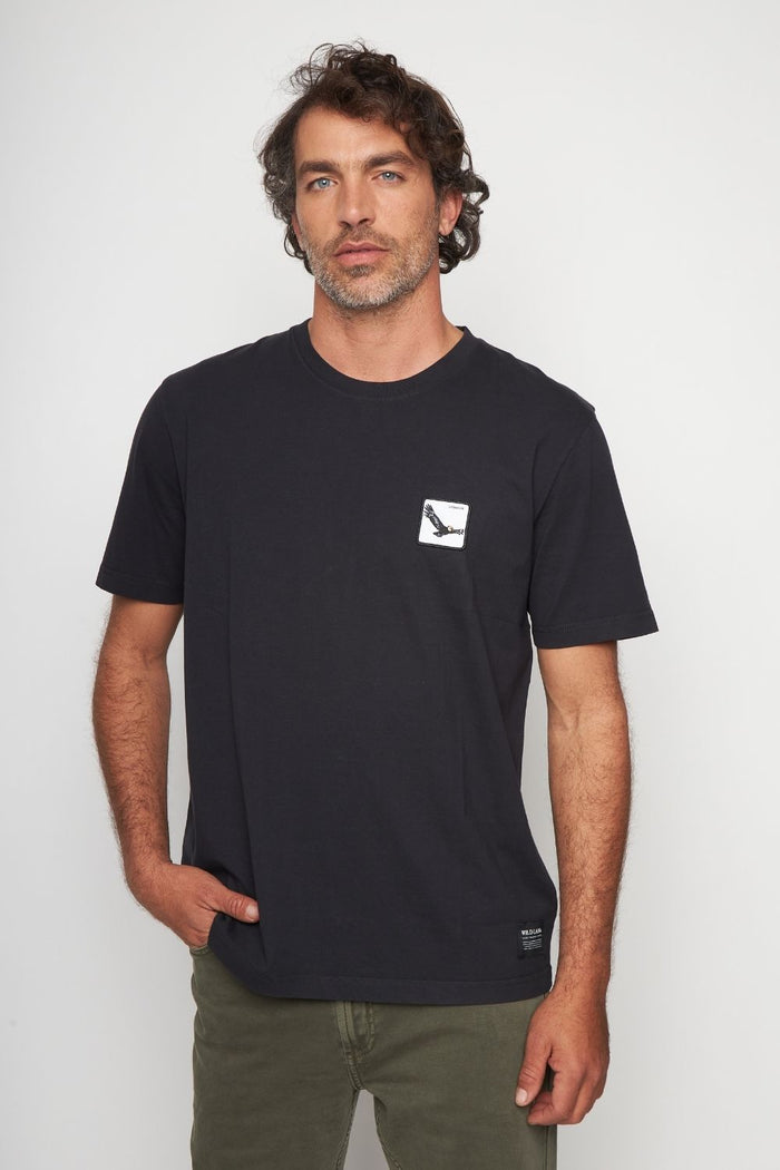 Polera Bat Parche Orgánica Negra Cóndor Hombre