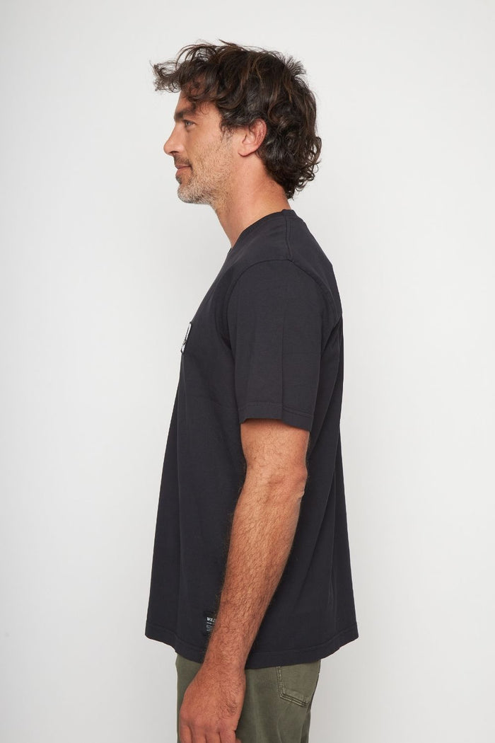 Polera Bat Parche Orgánica Negra Cóndor Hombre