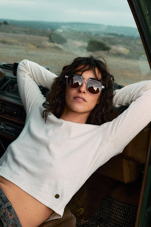 Polera Muri Orgánica Beige Mujer
