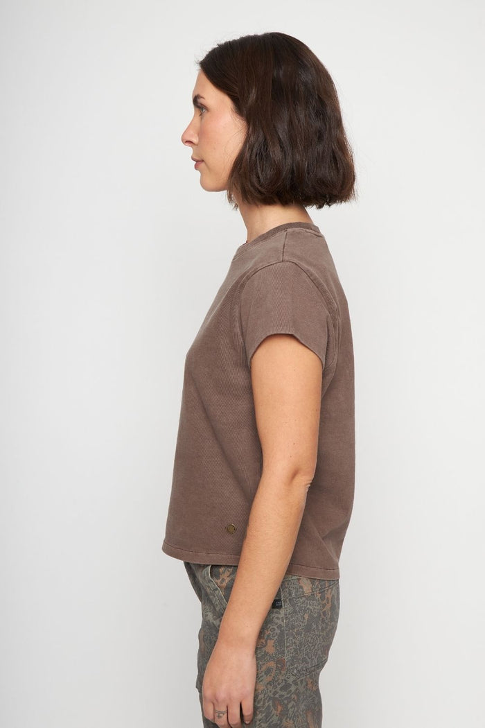 Polera Sari Organica Café Mujer