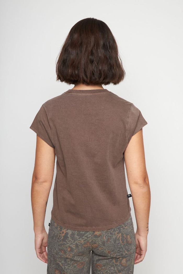 Polera Sari Organica Café Mujer
