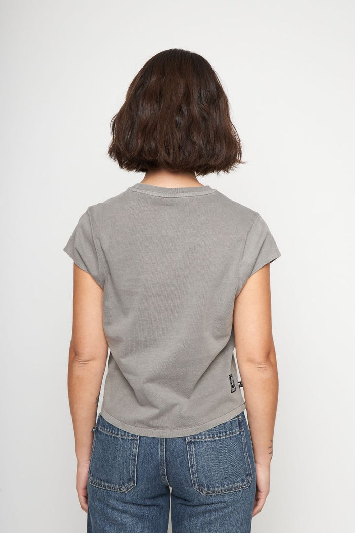 Polera Sari Organica Gris Mujer